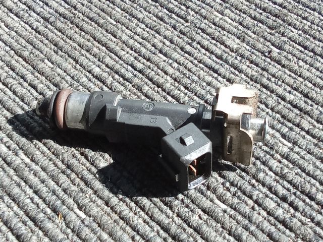 bontott OPEL CORSA D Porlasztó (1 db)