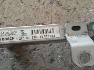 bontott OPEL CORSA D Porlasztó Sor / Híd