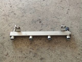 bontott OPEL CORSA D Porlasztó Sor / Híd