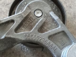 bontott OPEL CORSA D Szíjfeszítő Görgő