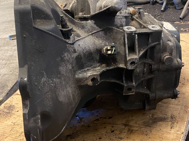bontott OPEL CORSA D Váltó (Mechanikus)
