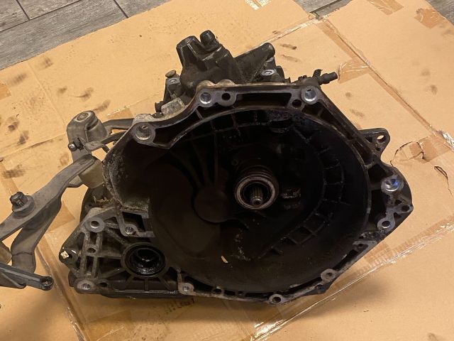 bontott OPEL CORSA D Váltó (Mechanikus)