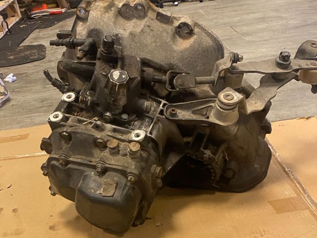 bontott OPEL CORSA D Váltó (Mechanikus)