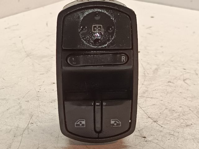 bontott OPEL CORSA D Ablakemelő és Tükör Kapcsoló