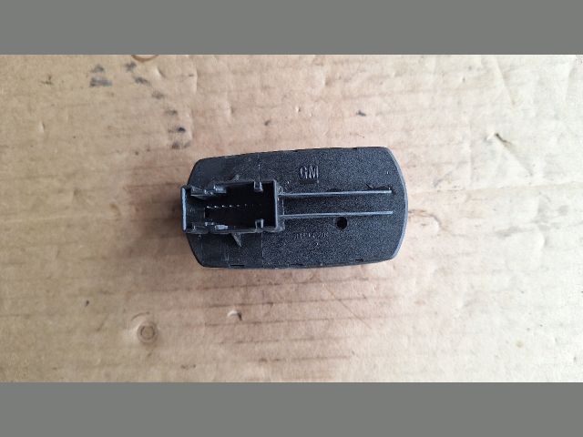 bontott OPEL CORSA D Ablakemelő Kapcsoló Négyes / Kettes