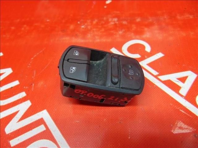 bontott OPEL CORSA D Ablakemelő Kapcsoló Négyes / Kettes