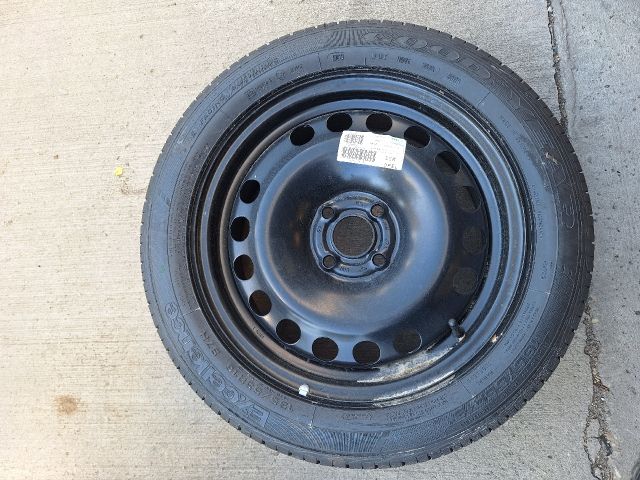 bontott OPEL CORSA D Acélfelni Gumival (1 db)