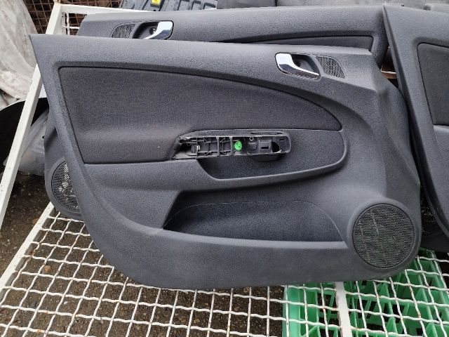 bontott OPEL CORSA D Ajtó Kárpit Szett