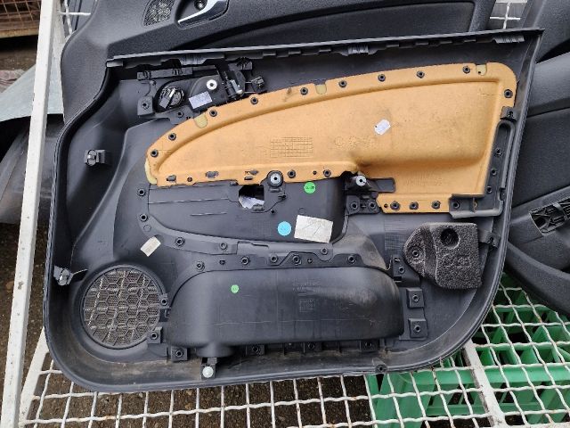 bontott OPEL CORSA D Ajtó Kárpit Szett