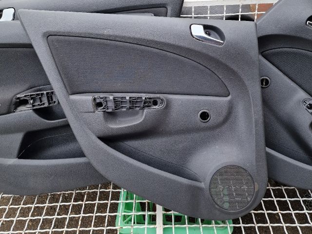 bontott OPEL CORSA D Ajtó Kárpit Szett