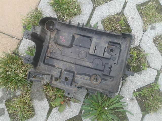 bontott OPEL CORSA D Akkumulátor Tartó