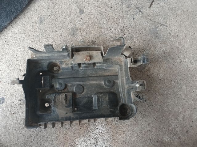 bontott OPEL CORSA D Akkumulátor Tartó