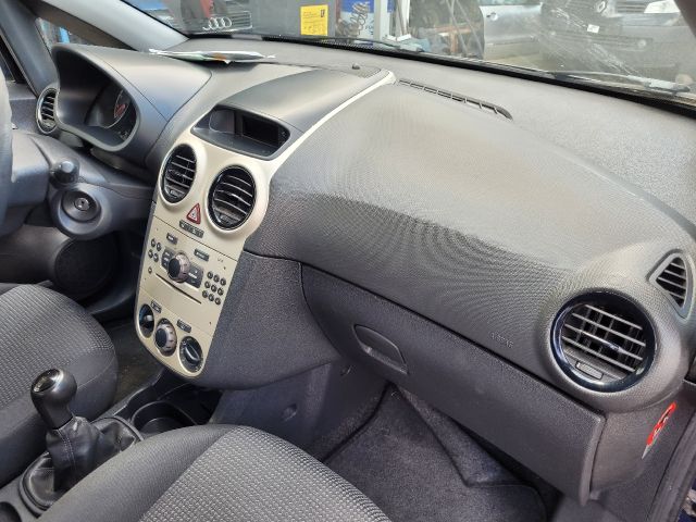 bontott OPEL CORSA D Alsó Kormányoszlop Burkolat