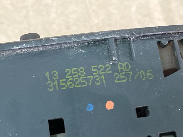 bontott OPEL CORSA D Bal első Ablakemelő Kapcsoló