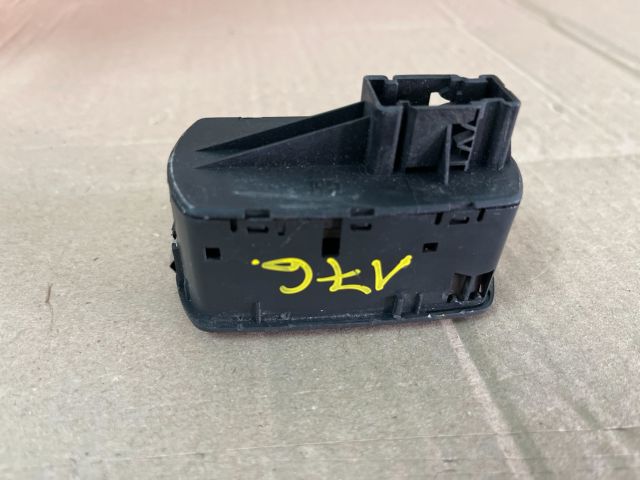 bontott OPEL CORSA D Bal első Ablakemelő Kapcsoló