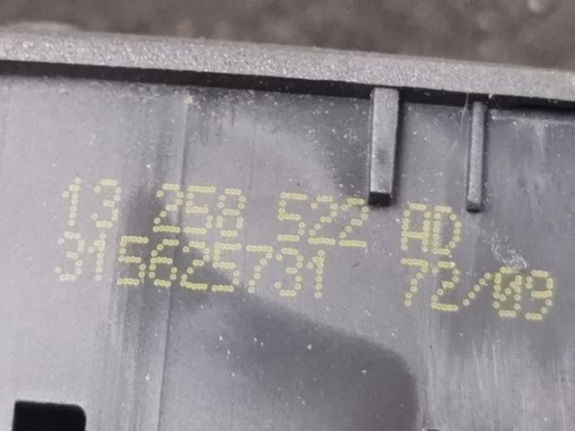 bontott OPEL CORSA D Bal első Ablakemelő Kapcsoló