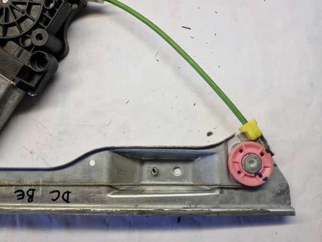 bontott OPEL CORSA D Bal első Ablakemelő Motor