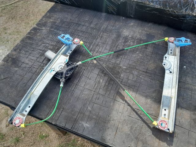 bontott OPEL CORSA D Bal első Ablakemelő Szerkezet (Elektromos)