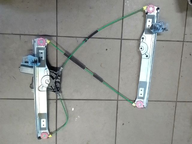 bontott OPEL CORSA D Bal első Ablakemelő Szerkezet (Elektromos)