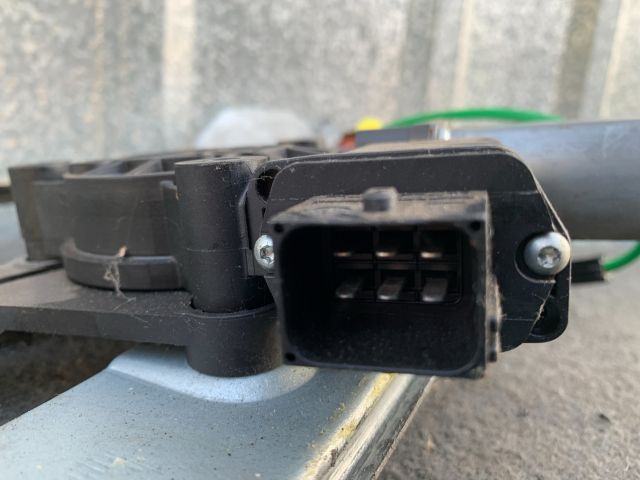 bontott OPEL CORSA D Bal első Ablakemelő Szerkezet (Elektromos)