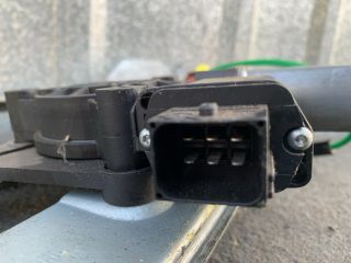 bontott OPEL CORSA D Bal első Ablakemelő Szerkezet (Elektromos)