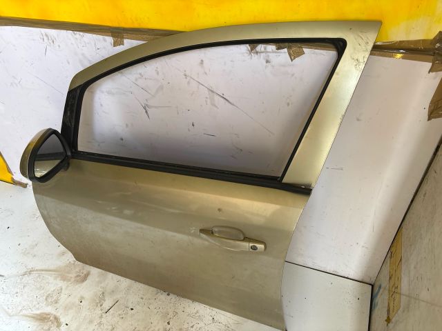 bontott OPEL CORSA D Bal első Ajtó (Üres lemez)