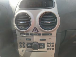 bontott OPEL CORSA D Bal első Ajtó (Üres lemez)