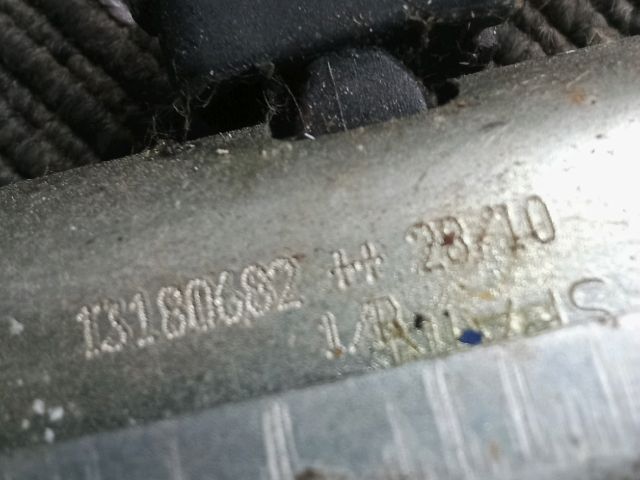 bontott OPEL CORSA D Bal első Ajtóhatároló