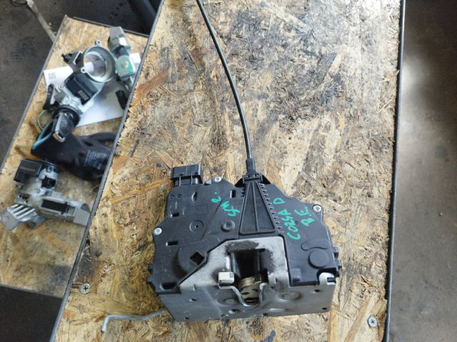 bontott OPEL CORSA D Bal első Ajtózár