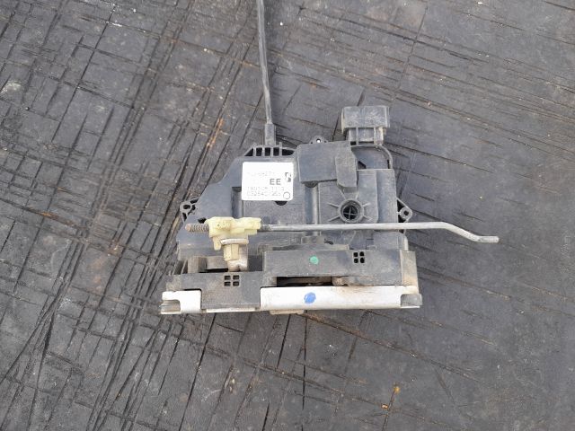 bontott OPEL CORSA D Bal első Ajtózár