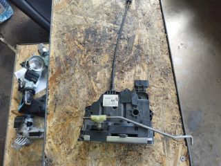 bontott OPEL CORSA D Bal első Ajtózár