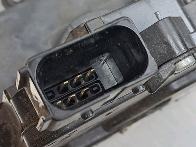 bontott OPEL CORSA D Bal első Ajtózár