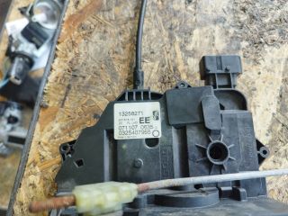 bontott OPEL CORSA D Bal első Ajtózár