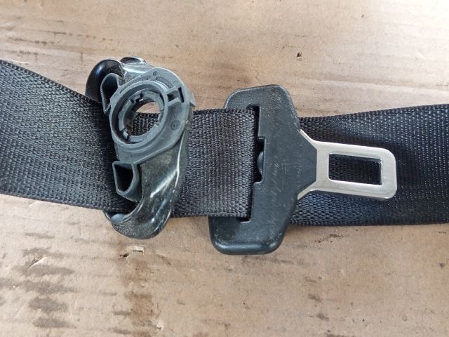 bontott OPEL CORSA D Bal első Biztonsági Öv