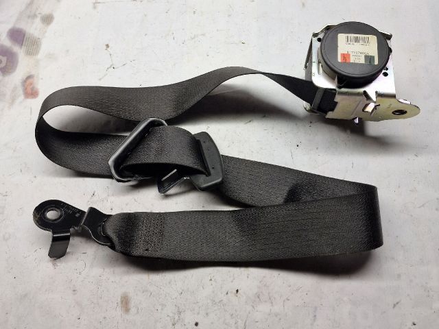 bontott OPEL CORSA D Bal első Biztonsági Öv