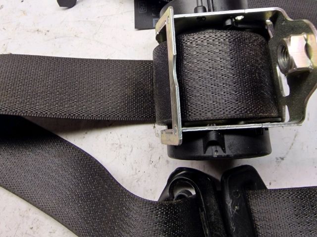 bontott OPEL CORSA D Bal első Biztonsági Öv