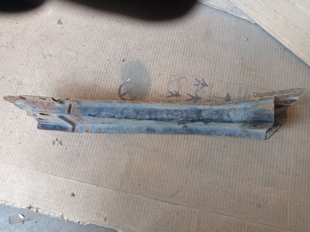 bontott OPEL CORSA D Bal első Hossznyúlvány