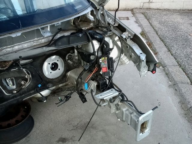 bontott OPEL CORSA D Bal első Negyed Karosszéria Csomag