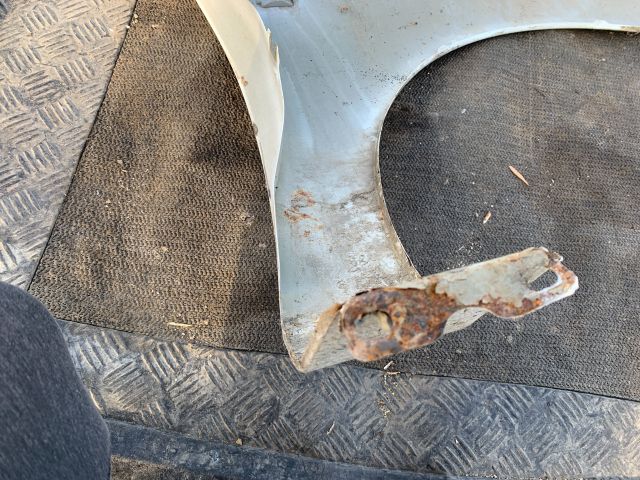 bontott OPEL CORSA D Bal első Sárvédő