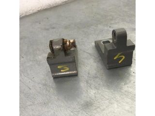 bontott OPEL CORSA D Bal első Zsanér