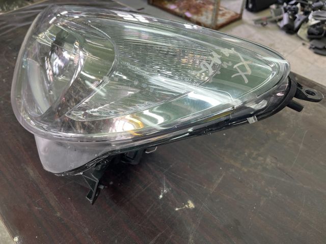 bontott OPEL CORSA D Bal Fényszóró