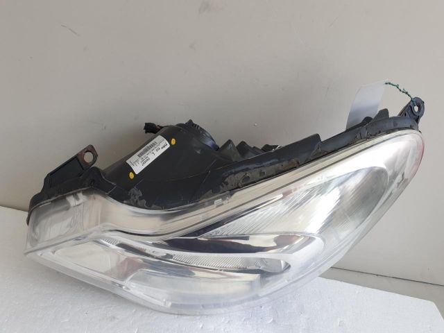 bontott OPEL CORSA D Bal Fényszóró