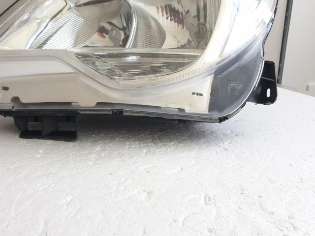 bontott OPEL CORSA D Bal Fényszóró