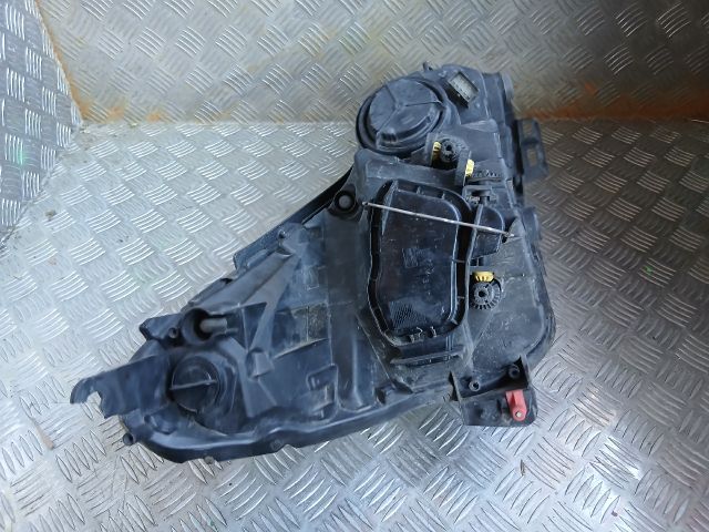 bontott OPEL CORSA D Bal Fényszóró