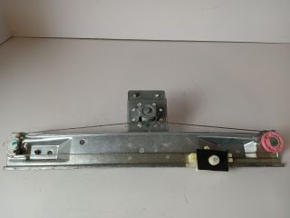 bontott OPEL CORSA D Bal hátsó Ablakemelő Szerkezet (Mechanikus)