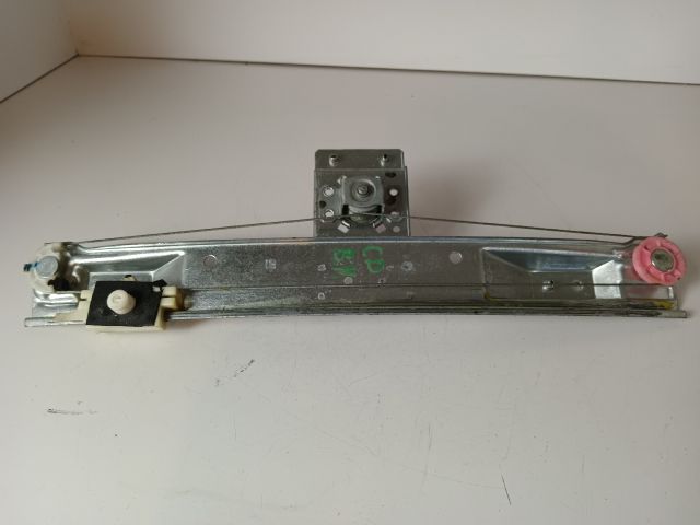 bontott OPEL CORSA D Bal hátsó Ablakemelő Szerkezet (Mechanikus)