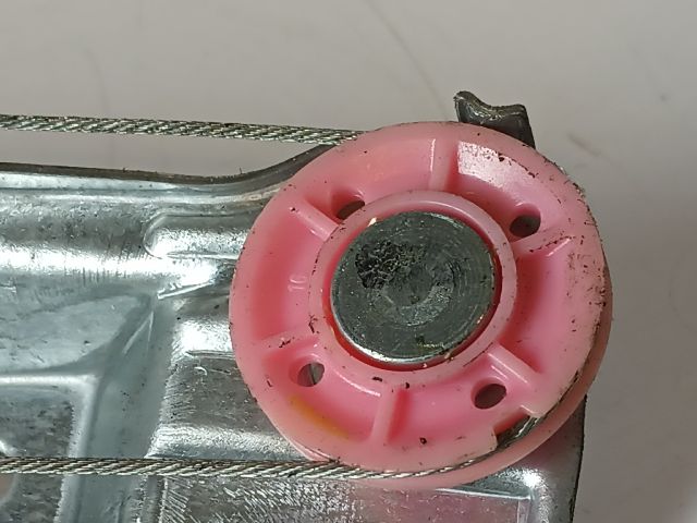 bontott OPEL CORSA D Bal hátsó Ablakemelő Szerkezet (Mechanikus)