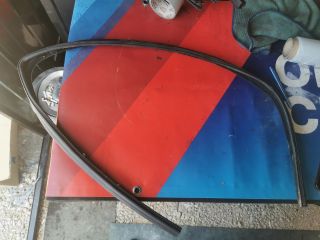 bontott OPEL CORSA D Bal hátsó Ablakvezető Gumi