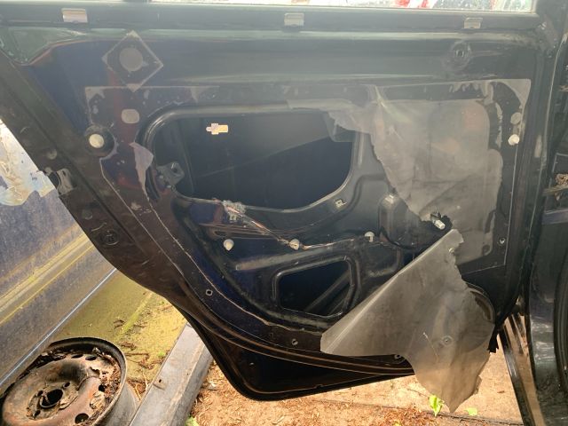 bontott OPEL CORSA D Bal hátsó Ajtó (Üres lemez)