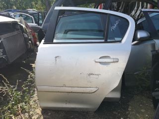 bontott OPEL CORSA D Bal hátsó Ajtó (Üres lemez)